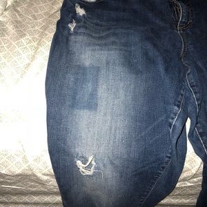 Cute distressed Torrid jeans